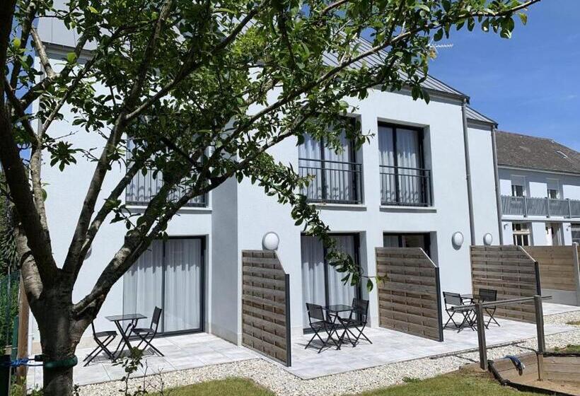 غرفة قياسية لذوى الاحتياجات الخاصة, Au Moyne De Saire