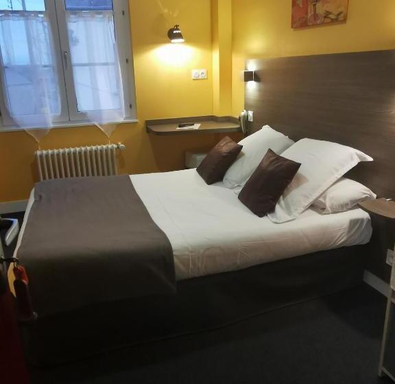 غرفة قياسية, Au Moyne De Saire