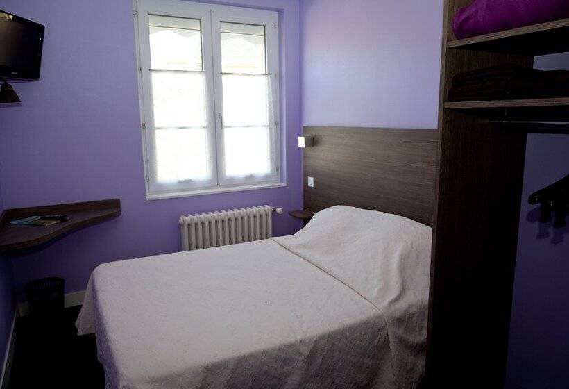 غرفة قياسية, Au Moyne De Saire