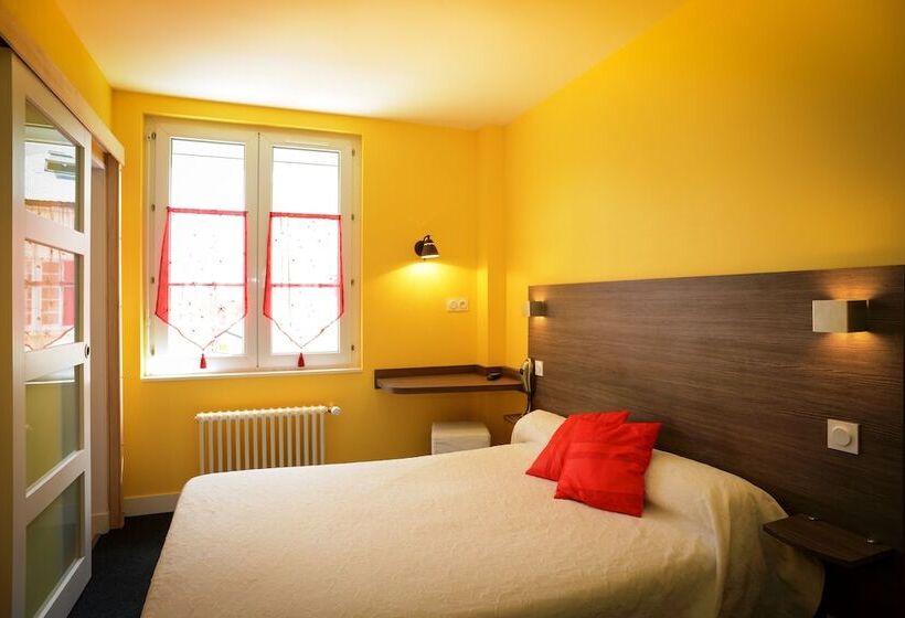 غرفة قياسية, Au Moyne De Saire