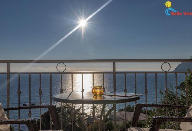 Студия Стандарт Вид на Море, Bella Vista Apartments