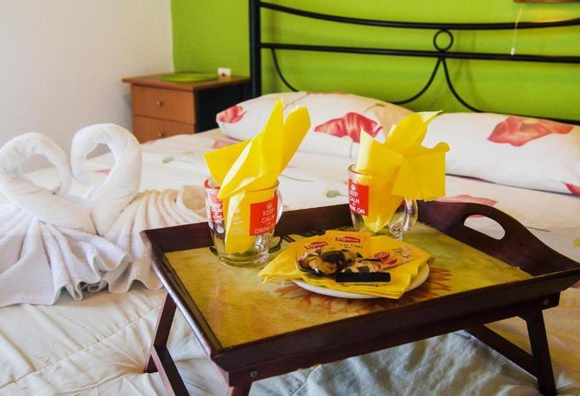 Номер Стандарт Вид на Море, Bella Vista Apartments