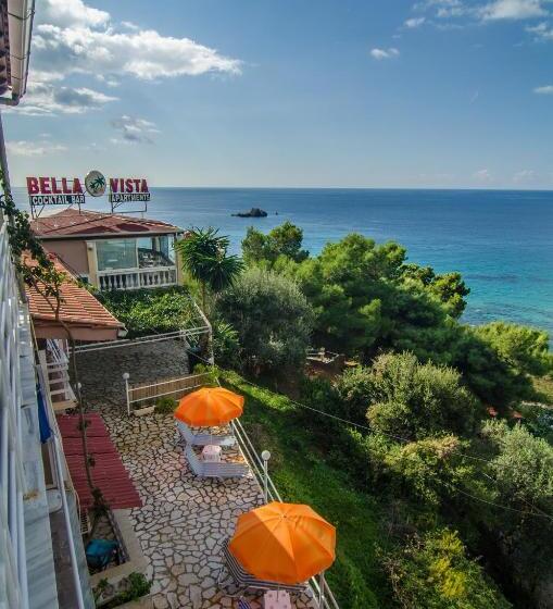 Студио Стандарт с Террасой, Bella Vista Apartments