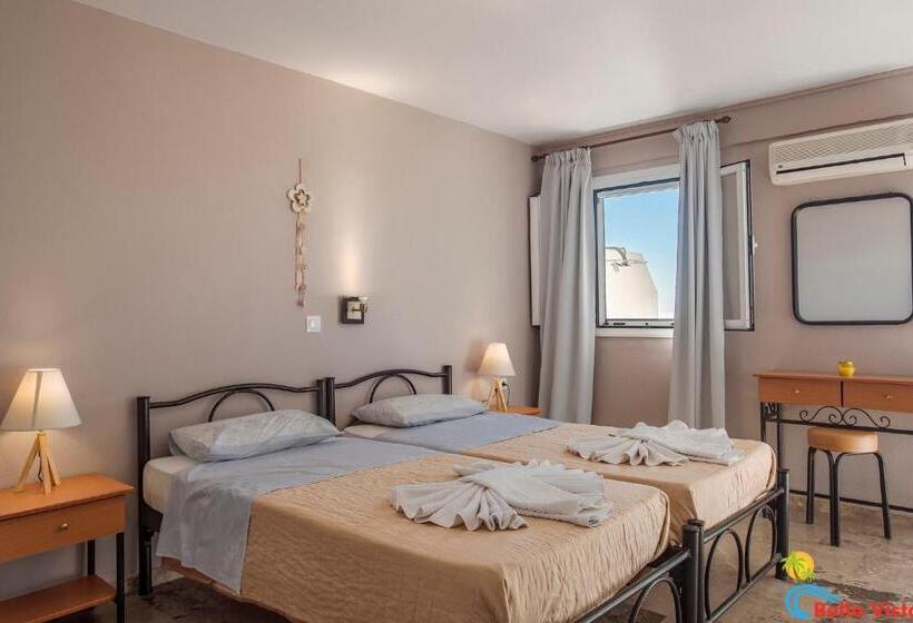 Студио Стандарт с Террасой, Bella Vista Apartments