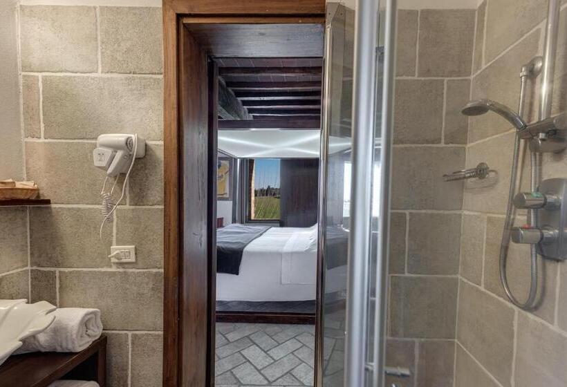 شقة غرفتين نوم مزودة بتراس, Bosco Della Spina