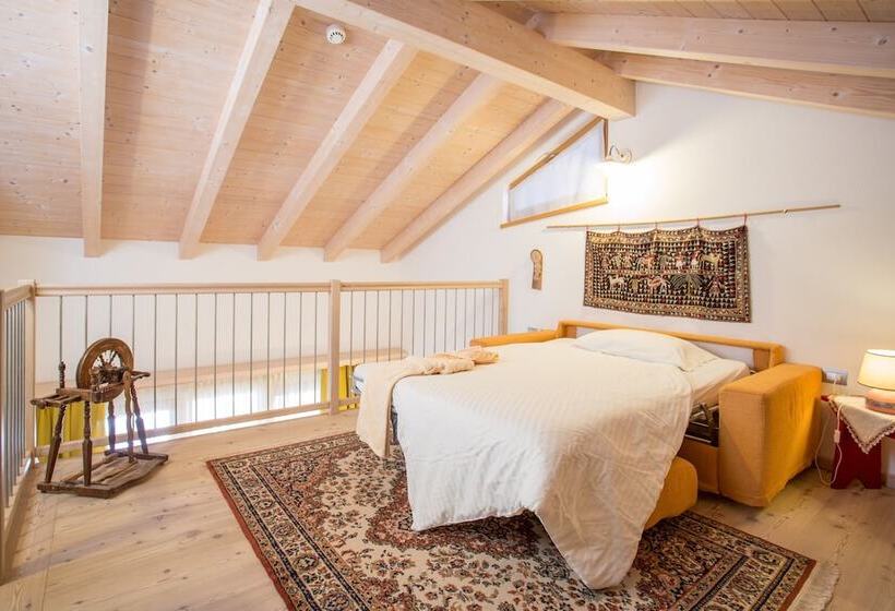 جناح جونيور, Castelir Suite