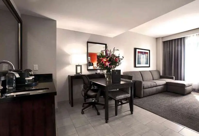 Standard-huone King-vuode, Embassy Suites Palmdale