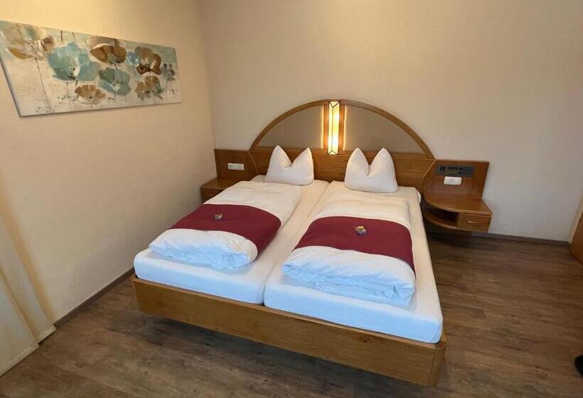 Номер Стандарт, Garni St.georg