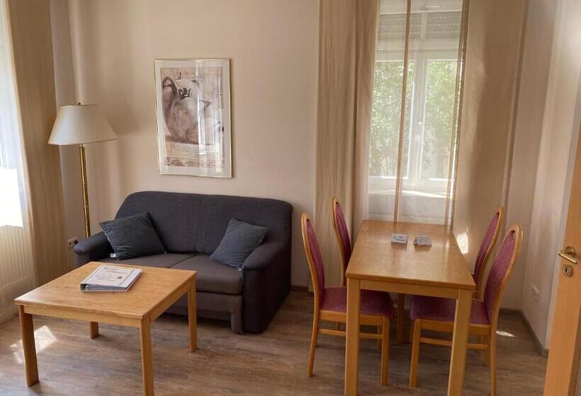 Апартаменты 1 Спальня, Garni St.georg