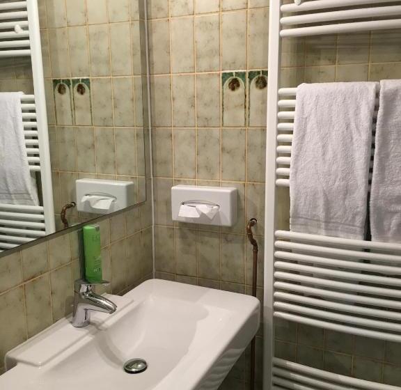 غرفة قياسية, Harzer Hof