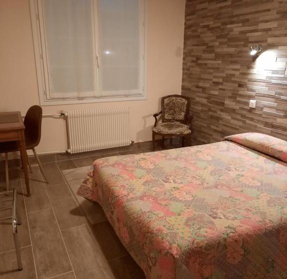 スタンダードルーム, Hostellerie De La Roseraie