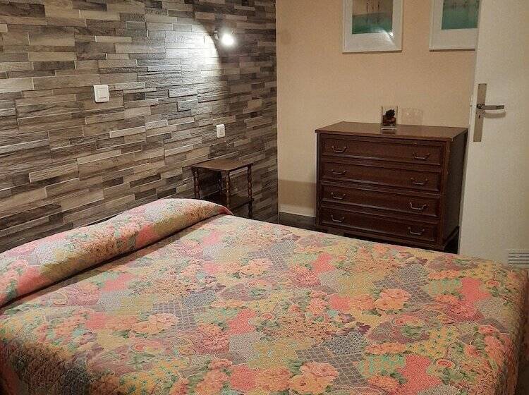 스탠다드 룸, Hostellerie De La Roseraie