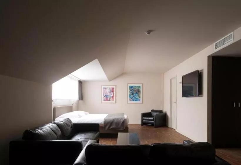 Suite Deluxe Letto King, Karmel