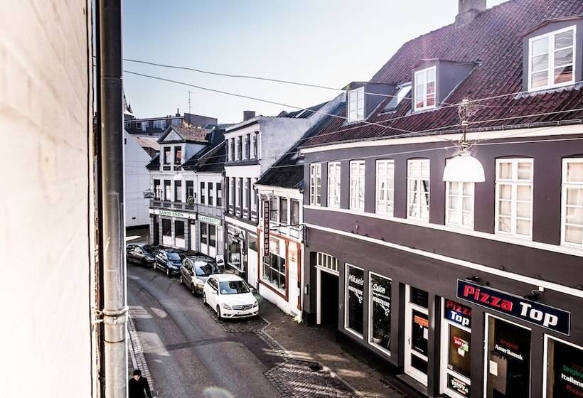 Апартаменты 3 Спальни, Kolding Hotel Apartments