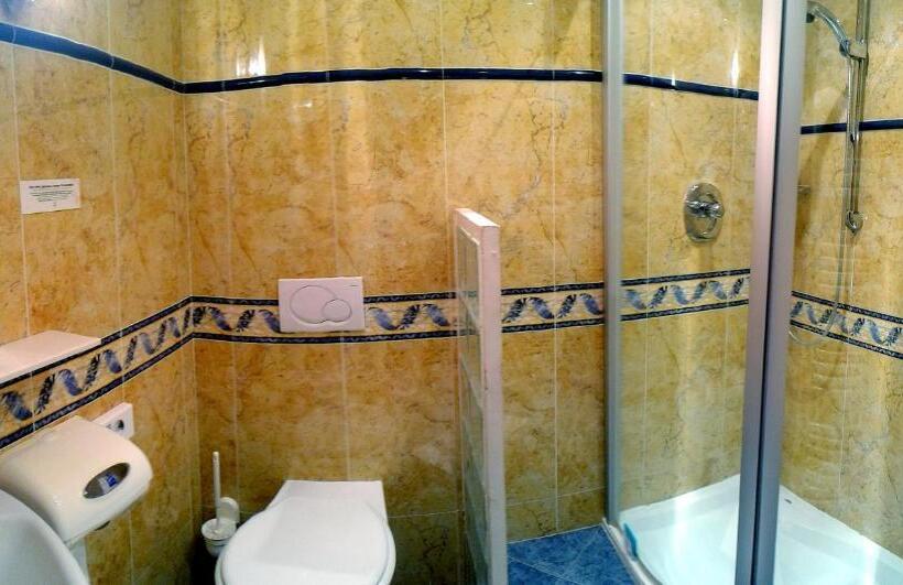 标准间, Logis Hôtel & Restaurant Arcombelle