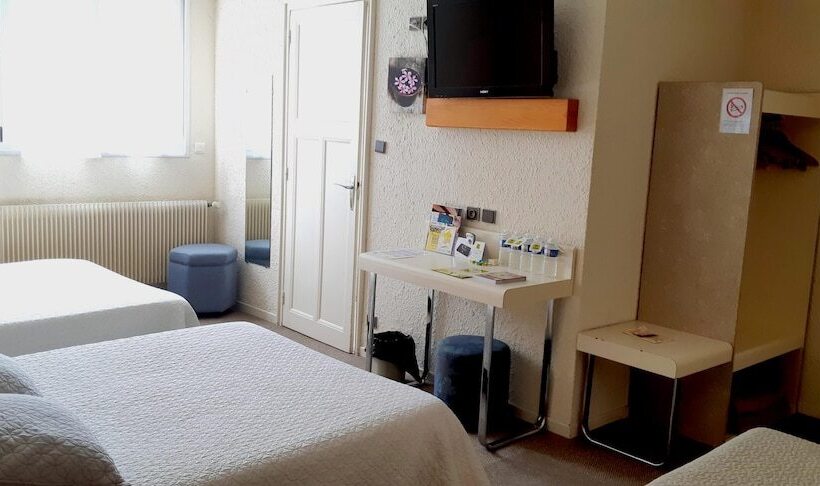 标准三人间, Logis Hôtel & Restaurant Arcombelle