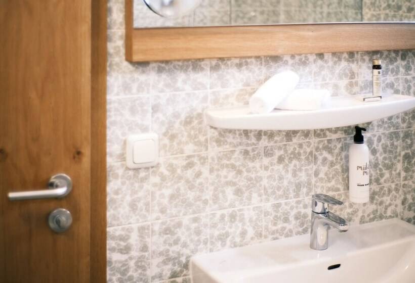 غرفة قياسية مزوَّدة بشُرفة, Sturm Bio  & Wellnesshotel In Der Rhön