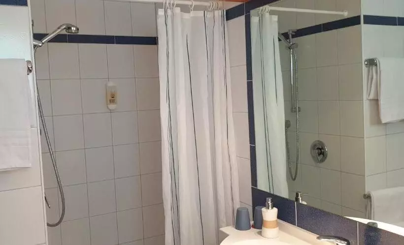 Comfort-huone, Taranga Tagungszentrum Und