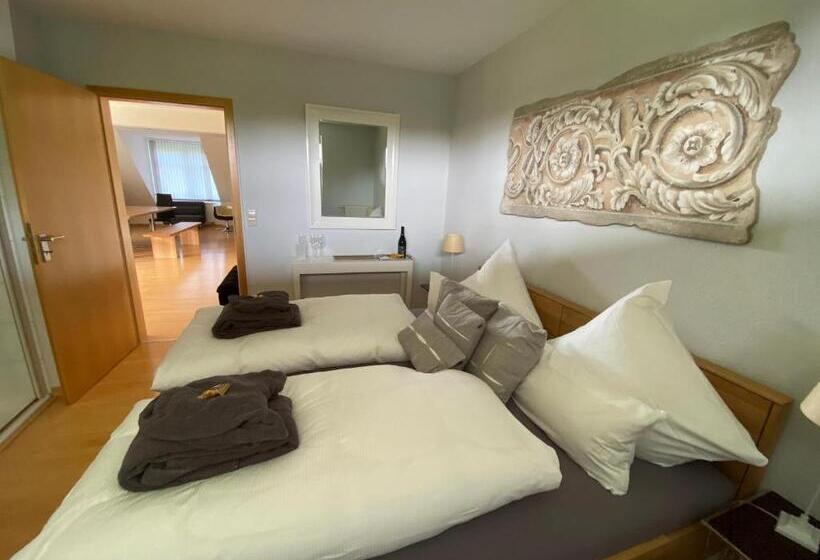 디럭스 스위트, Taranga Tagungszentrum Und