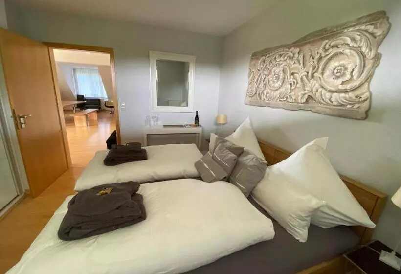 Deluxe-sviitti, Taranga Tagungszentrum Und