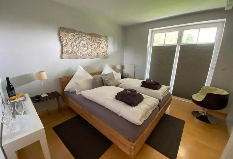 Deluxe-sviitti, Taranga Tagungszentrum Und