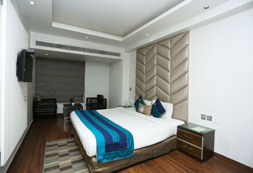 غرفة بريميوم, Staybook Hotel Uppal International