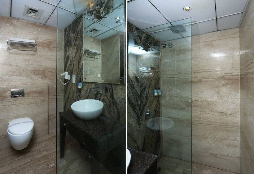 غرفة عائلية, Staybook Hotel Uppal International