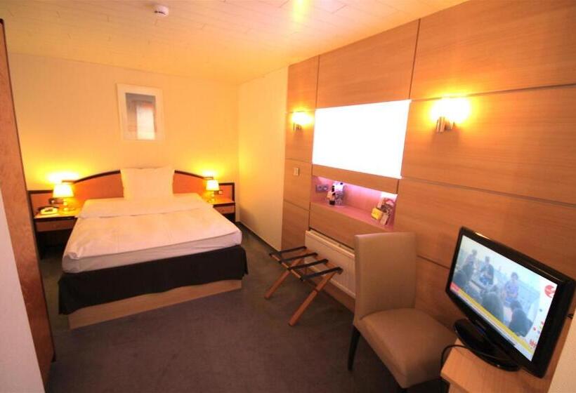 חדר סטנדרט יחיד, Val De L'our