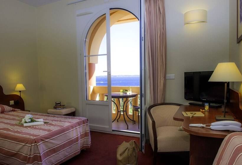 带海景标准四人间, Village Club   Les Issambres   Val D Esquières By Miléade