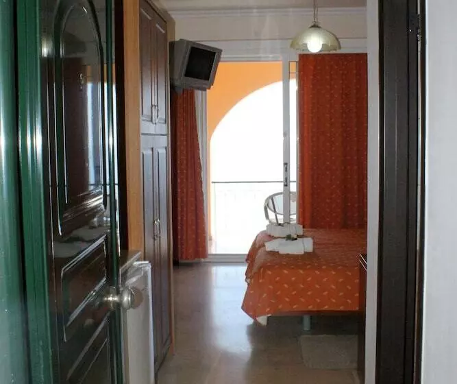 استودیوی استاندارد با چشم‌انداز دریا, Lido Sofia Apartments