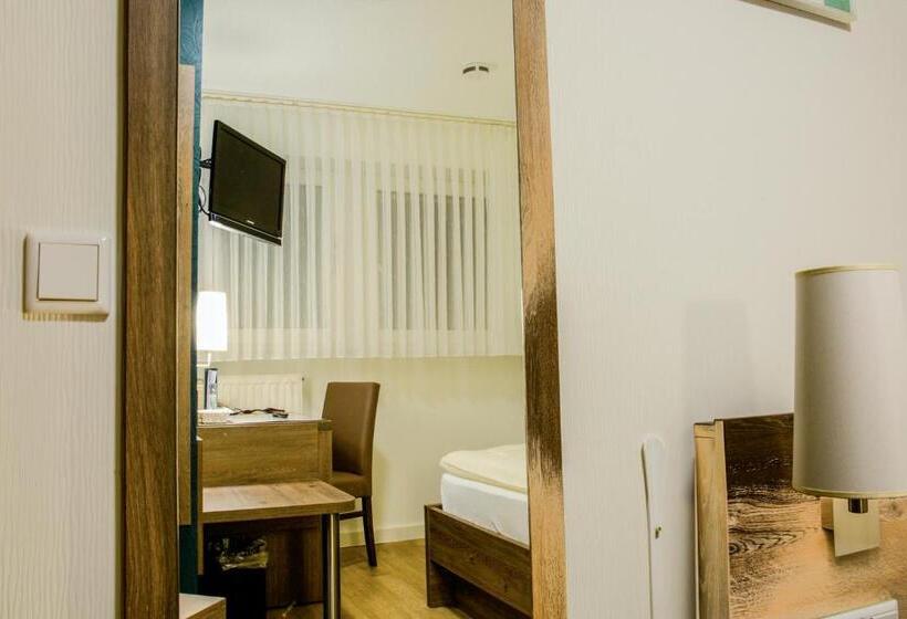 اتاق استاندارد یک نفره, Gasthof Waldesruh