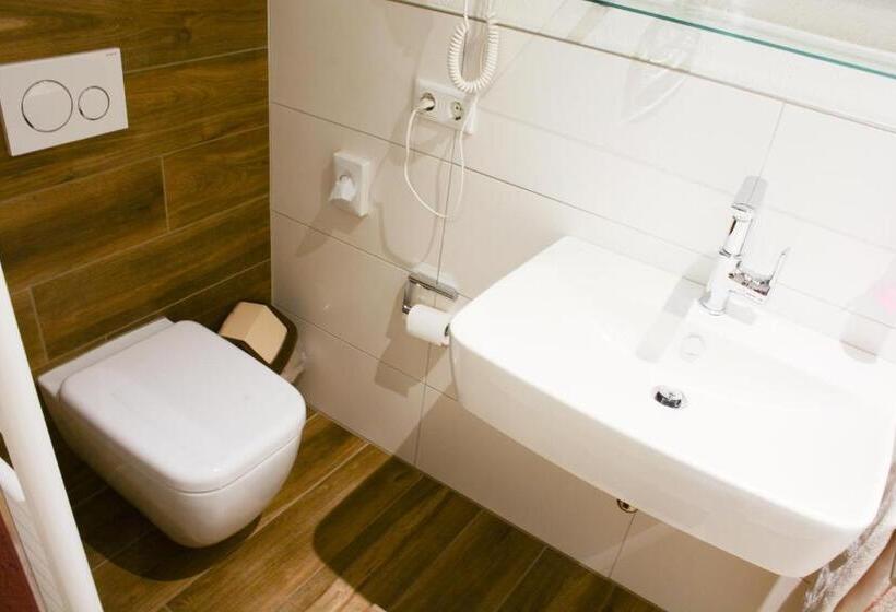 اتاق استاندارد یک نفره, Gasthof Waldesruh