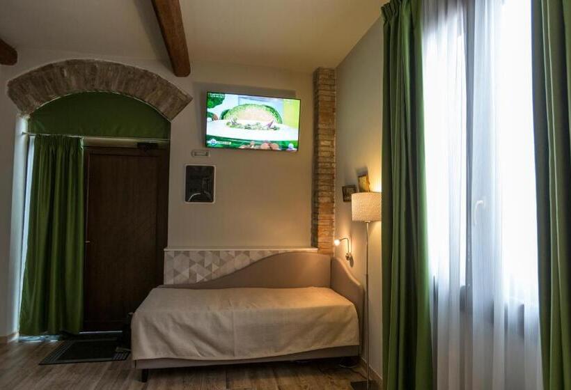 اتاق استاندارد چهار تخته, Residence Diamantina