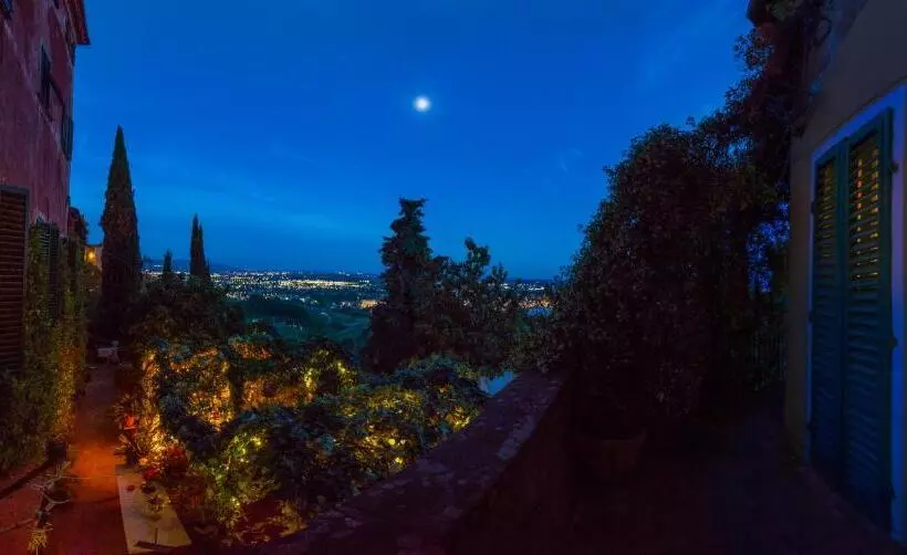 デラックスルーム, Villa Sermolli