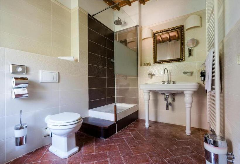 شقة غرفتين, Villa Sermolli