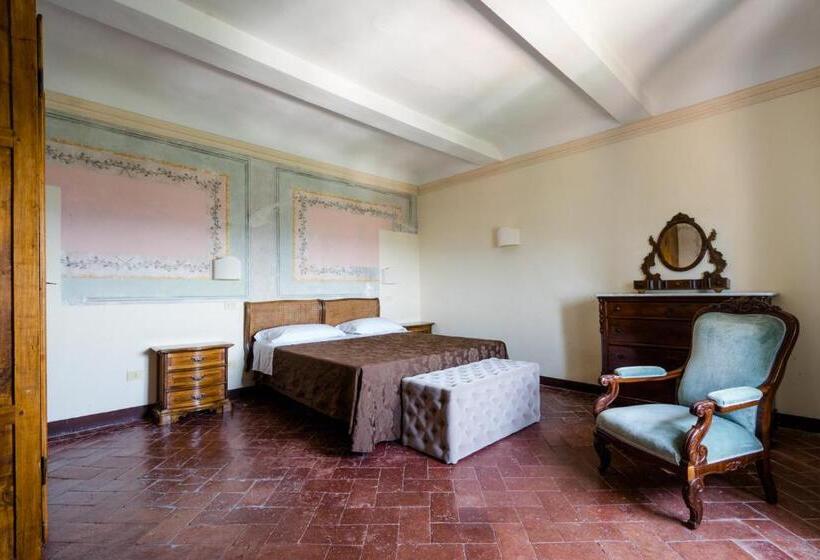 דירת שני חדרים, Villa Sermolli