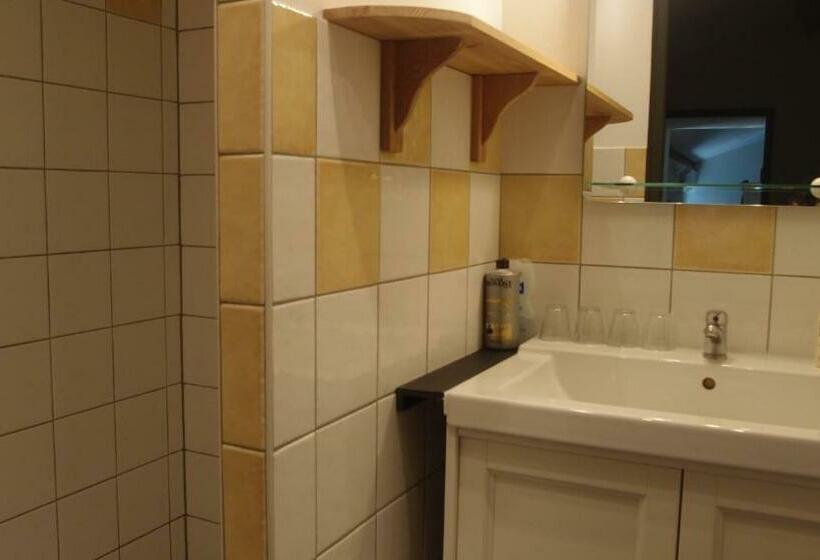 침실 1개 테라스 아파트, Ferme Robin