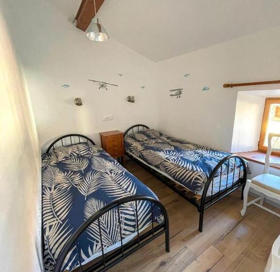 침실 1개 아파트, Ferme Robin