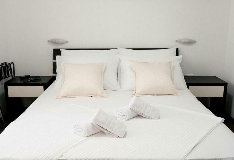 اتاق استاندارد, Motel Penava