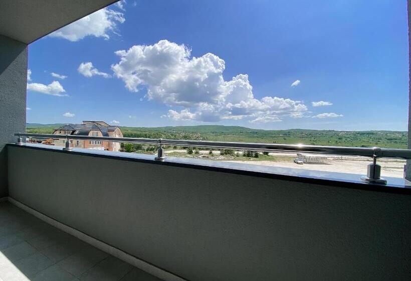 اتاق استاندارد سه نفره, Motel Penava