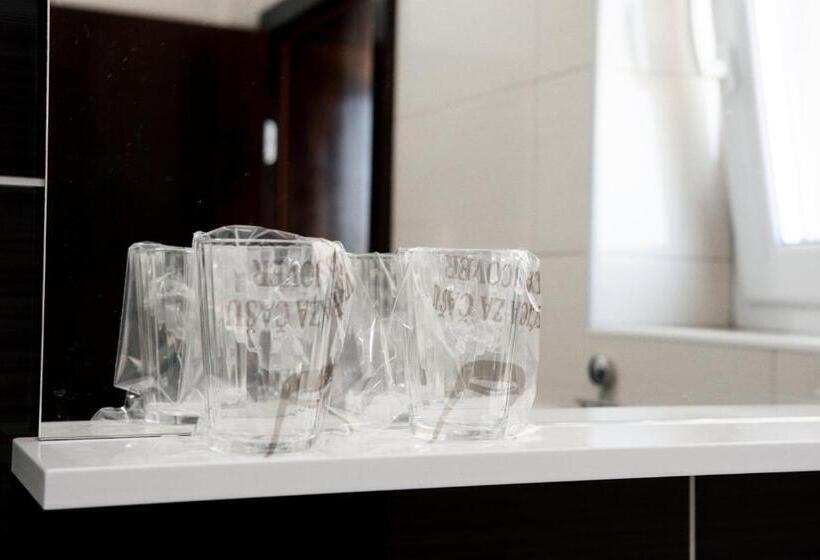 اتاق استاندارد, Motel Penava