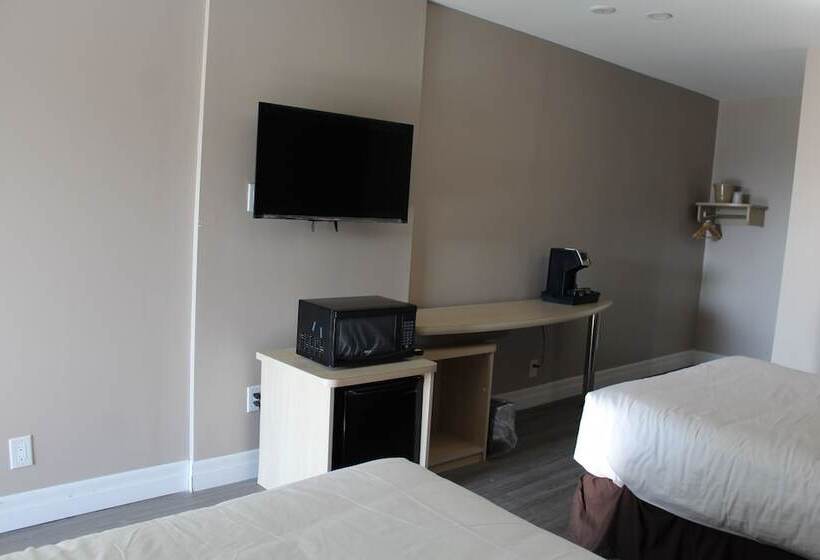 ２ダブルベッドのスタンダードルーム, Super 8 By Wyndham Niagara Falls On