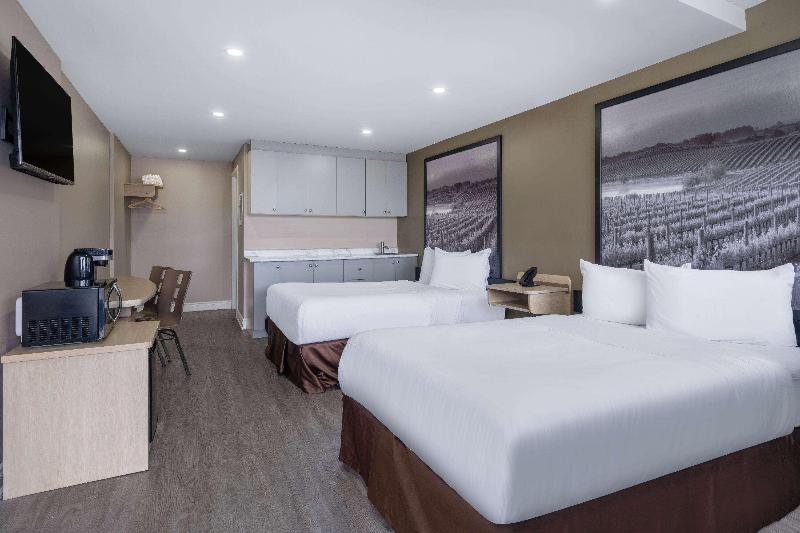 スタンダードルーム, Super 8 By Wyndham Niagara Falls On