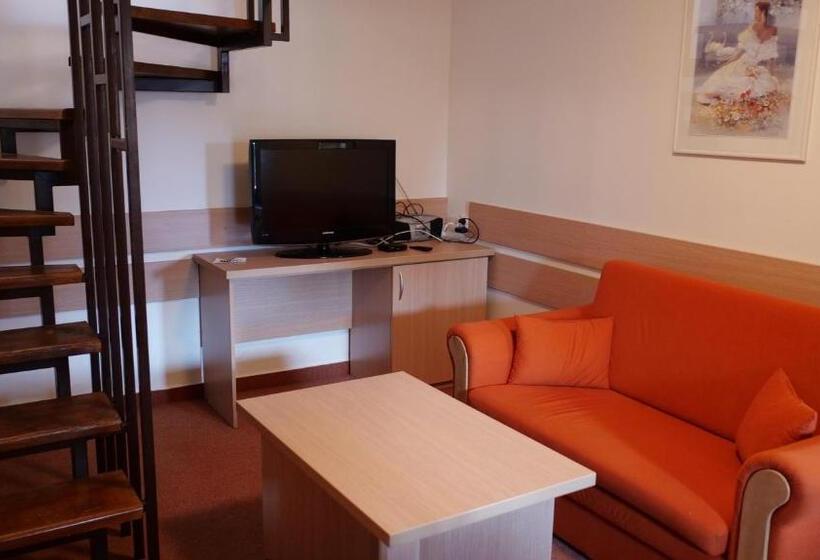 침실 1개 복층 룸, Penzion Real