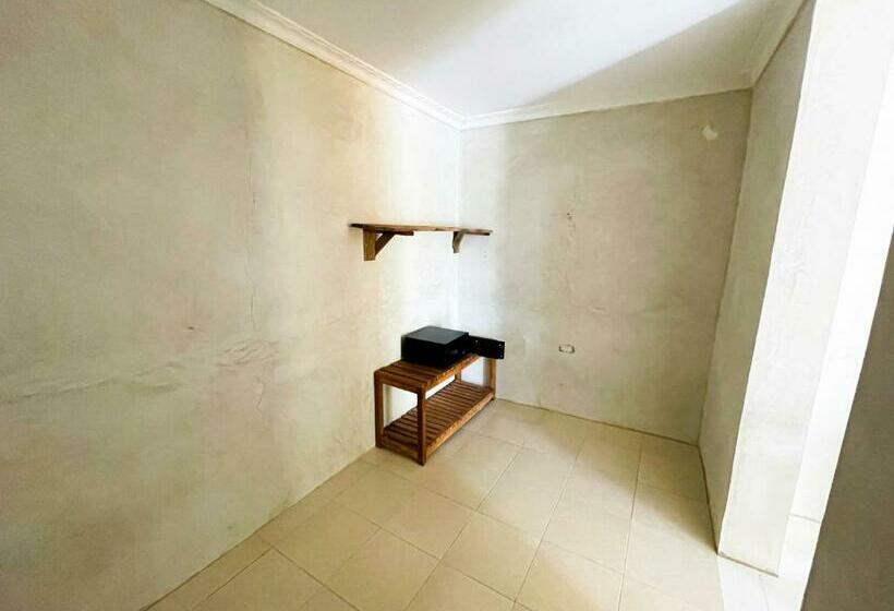 豪华海景房带阳台, Jambo Beach Hotel Paje