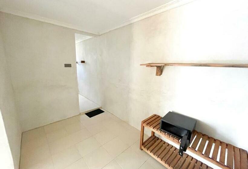 豪华海景房带阳台, Jambo Beach Hotel Paje