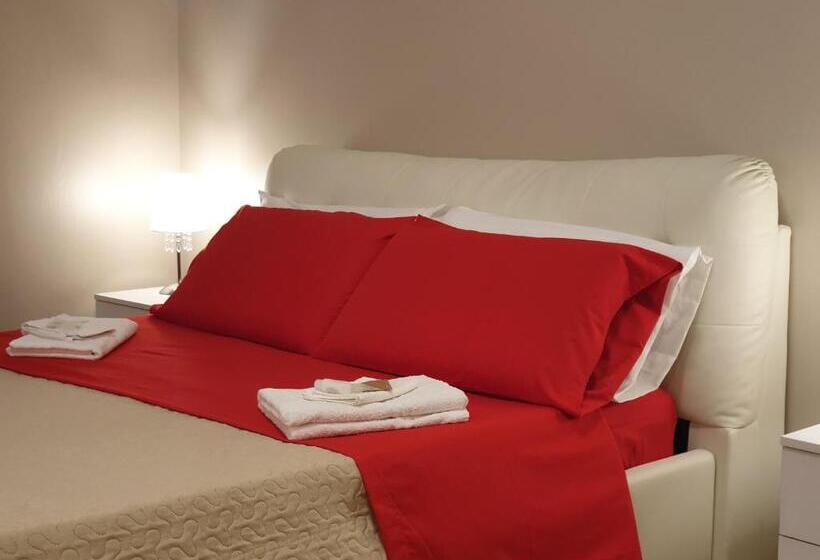 اتاق استاندارد با بالکن, Oasi Iblea