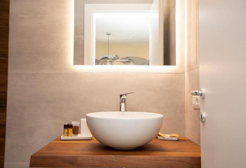 سوییت, South Hands Luxury Rooms