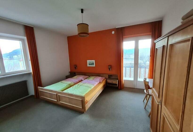 اتاق استاندارد, Gasserhof Bozen