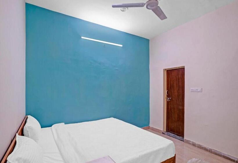 חדר קלאסי לשלושה, Collection O Hotel Dream Connect